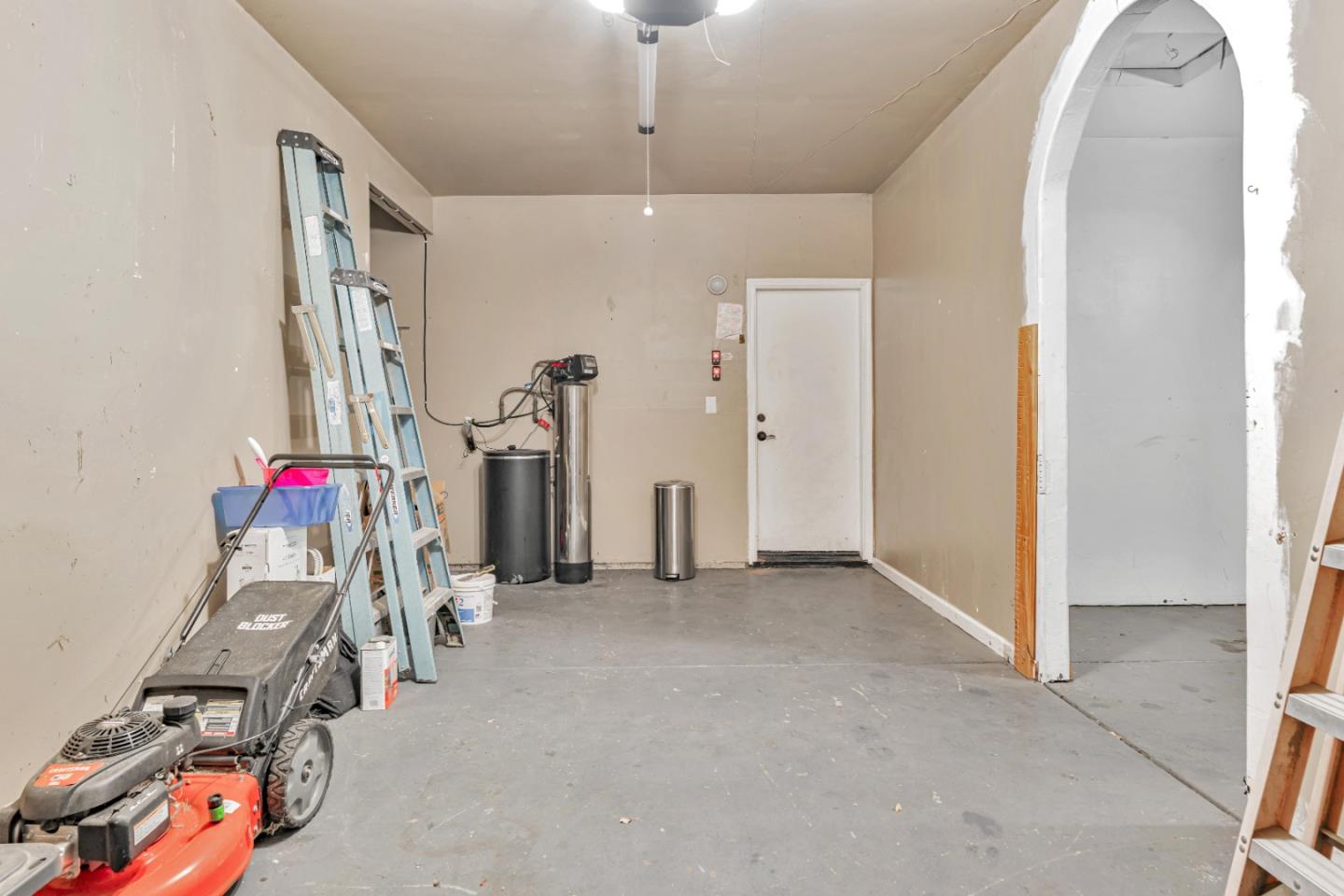 Detail Gallery Image 57 of 63 For 2163 Prato Ct, Los Banos,  CA 93635 - 5 Beds | 2/1 Baths