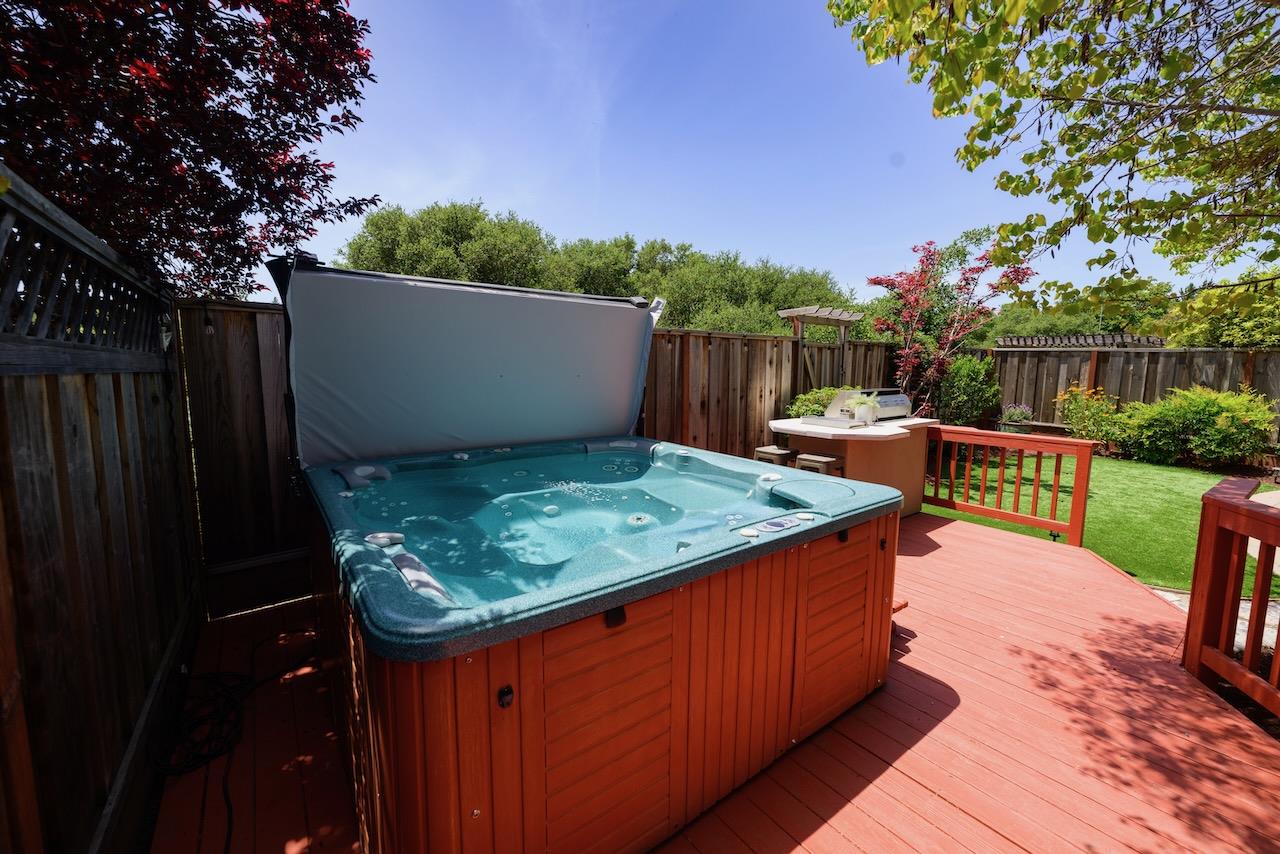 Detail Gallery Image 71 of 108 For 141 Navigator Dr, Scotts Valley,  CA 95066 - 4 Beds | 2/1 Baths