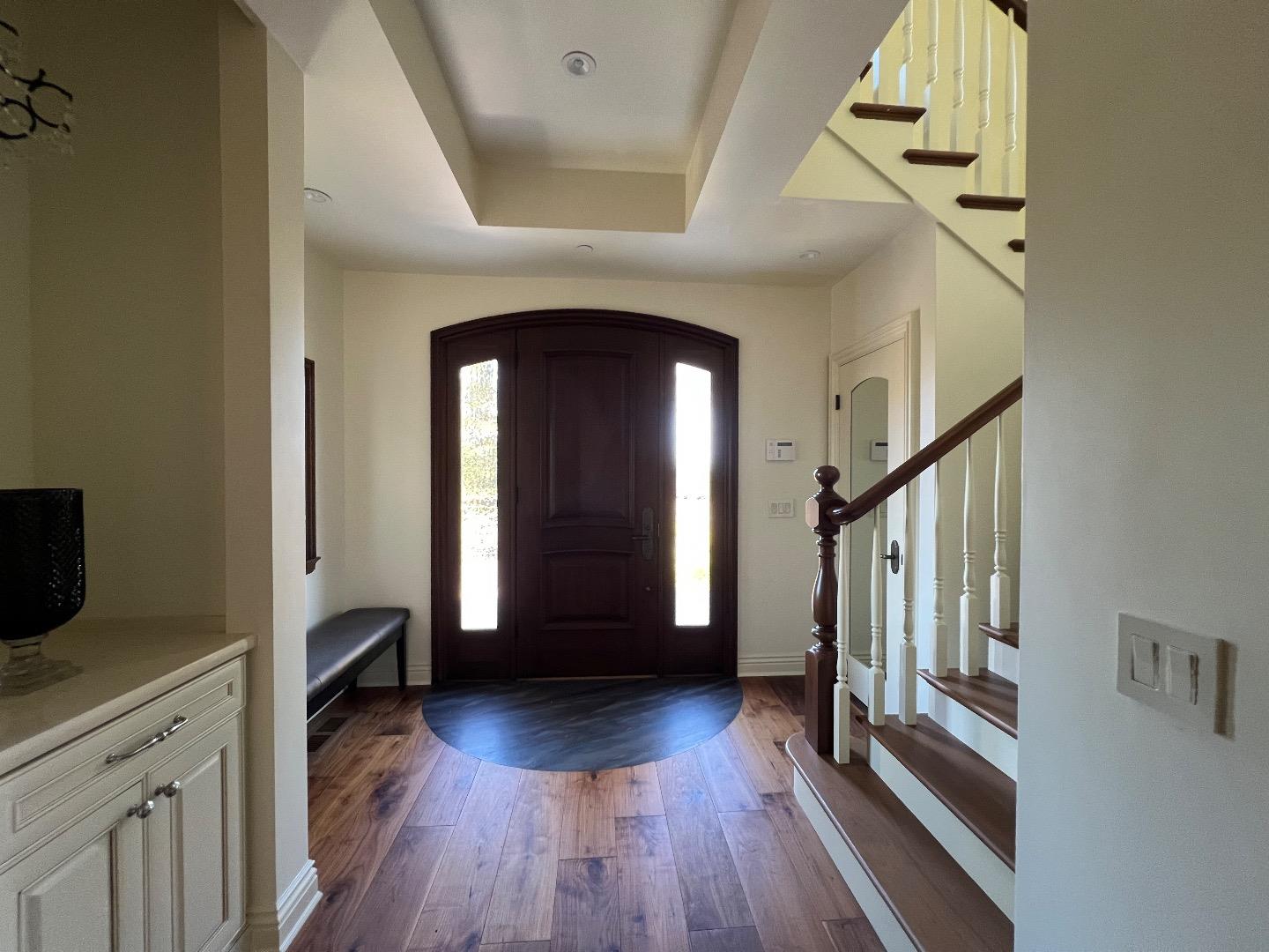 Detail Gallery Image 7 of 25 For 145 Hillside Ave, Menlo Park,  CA 94025 - 5 Beds | 5 Baths