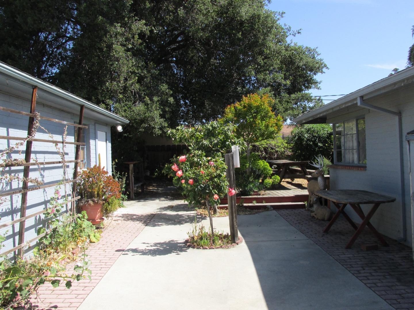 Detail Gallery Image 19 of 23 For 861 Enterprise Rd, Hollister,  CA 95023 - 3 Beds | 3 Baths
