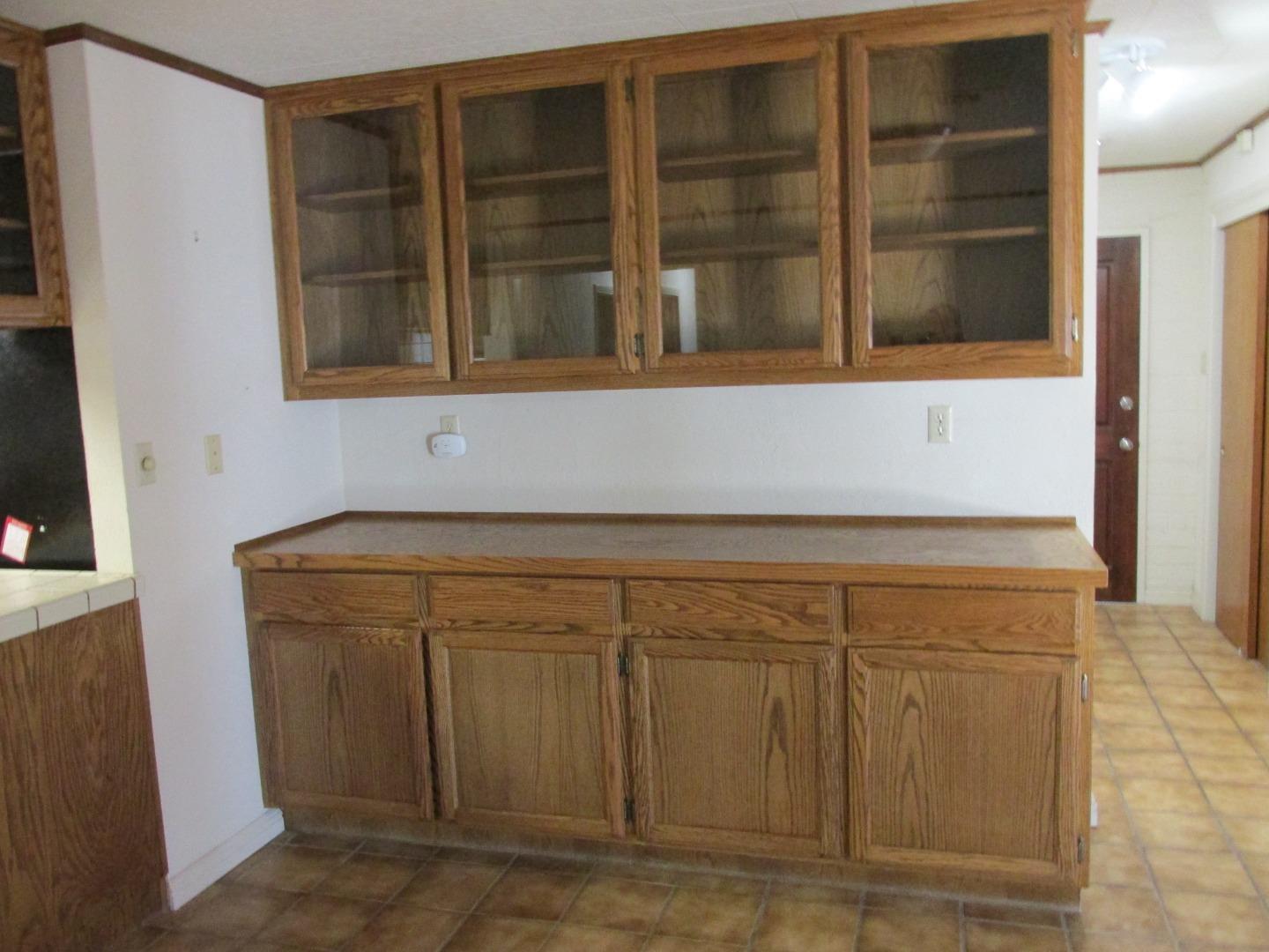 Detail Gallery Image 4 of 23 For 861 Enterprise Rd, Hollister,  CA 95023 - 3 Beds | 3 Baths