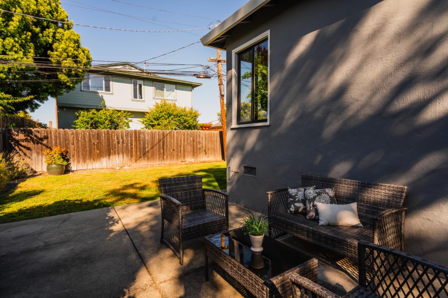 Detail Gallery Image 14 of 19 For 1525 S Grant St, San Mateo,  CA 94402 - 3 Beds | 1 Baths