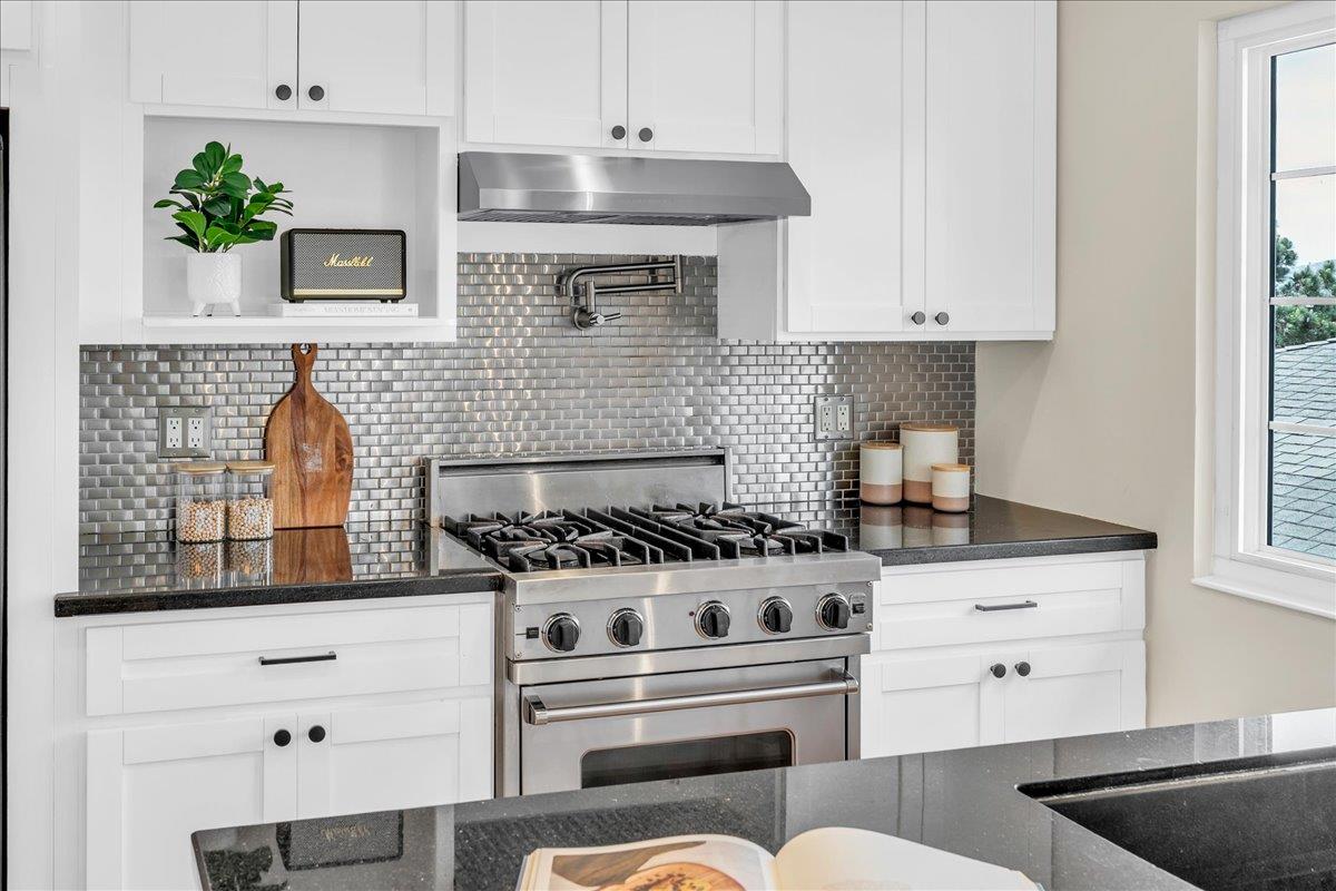 Detail Gallery Image 13 of 49 For 2800 Chabot Dr, San Bruno,  CA 94066 - 3 Beds | 2 Baths