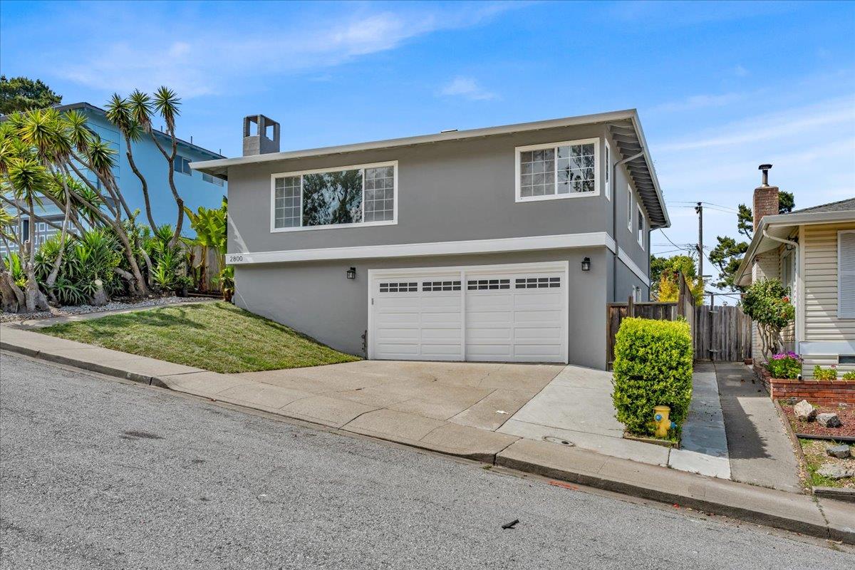 Detail Gallery Image 3 of 49 For 2800 Chabot Dr, San Bruno,  CA 94066 - 3 Beds | 2 Baths