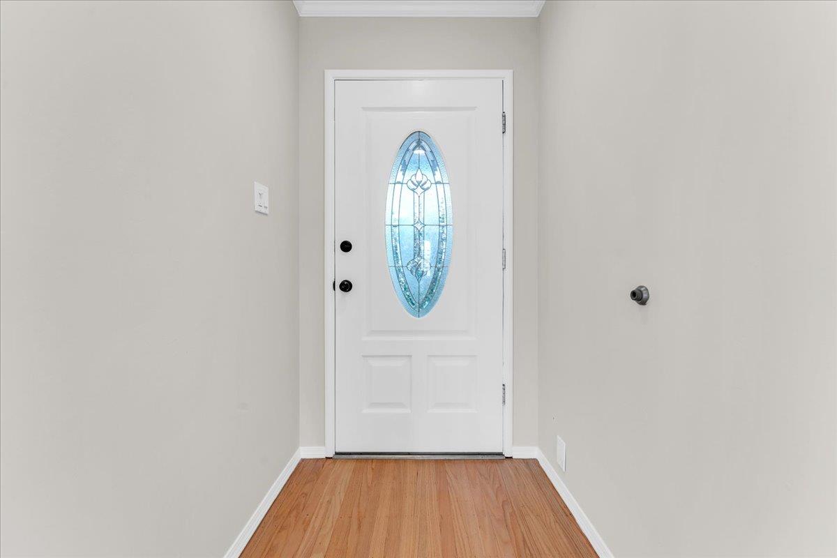 Detail Gallery Image 6 of 49 For 2800 Chabot Dr, San Bruno,  CA 94066 - 3 Beds | 2 Baths