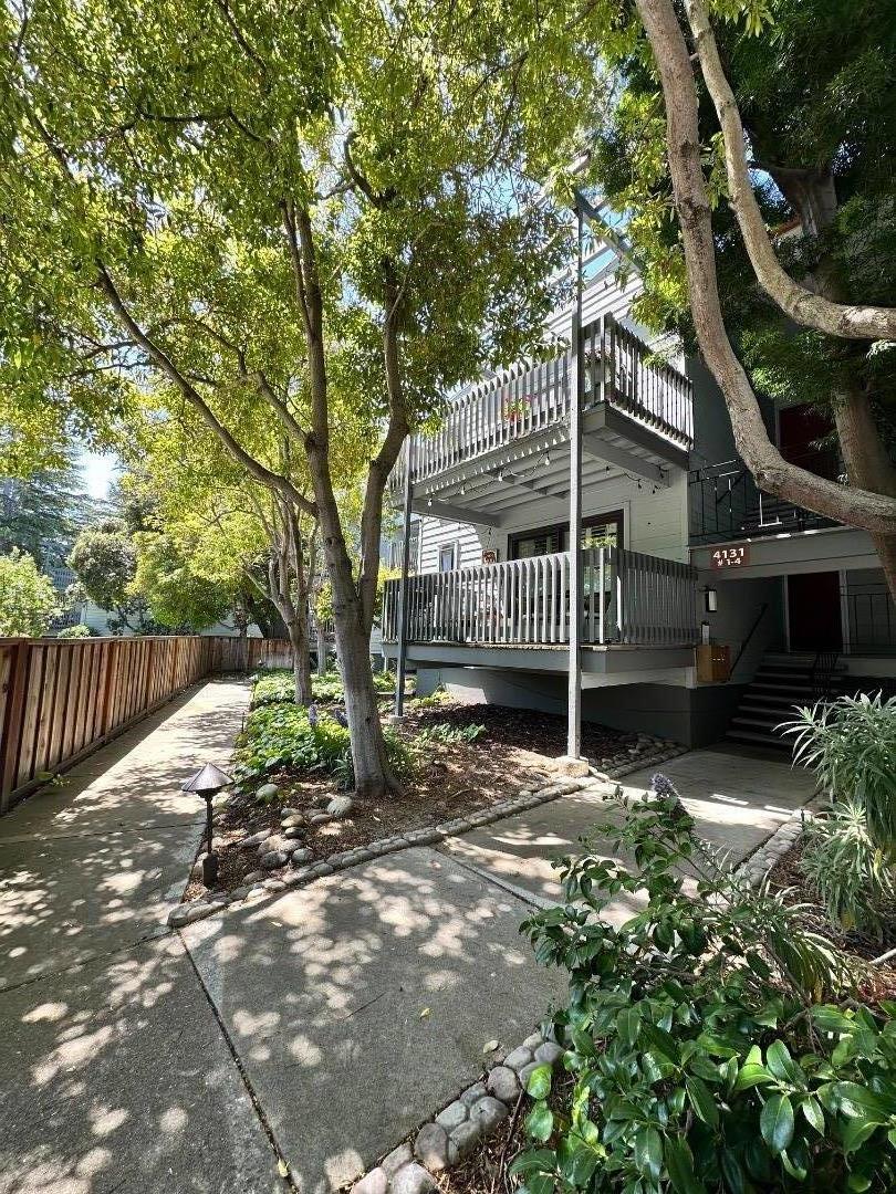 Detail Gallery Image 3 of 23 For 4131 George Avenue #4,  San Mateo,  CA 94403 - 2 Beds | 1 Baths