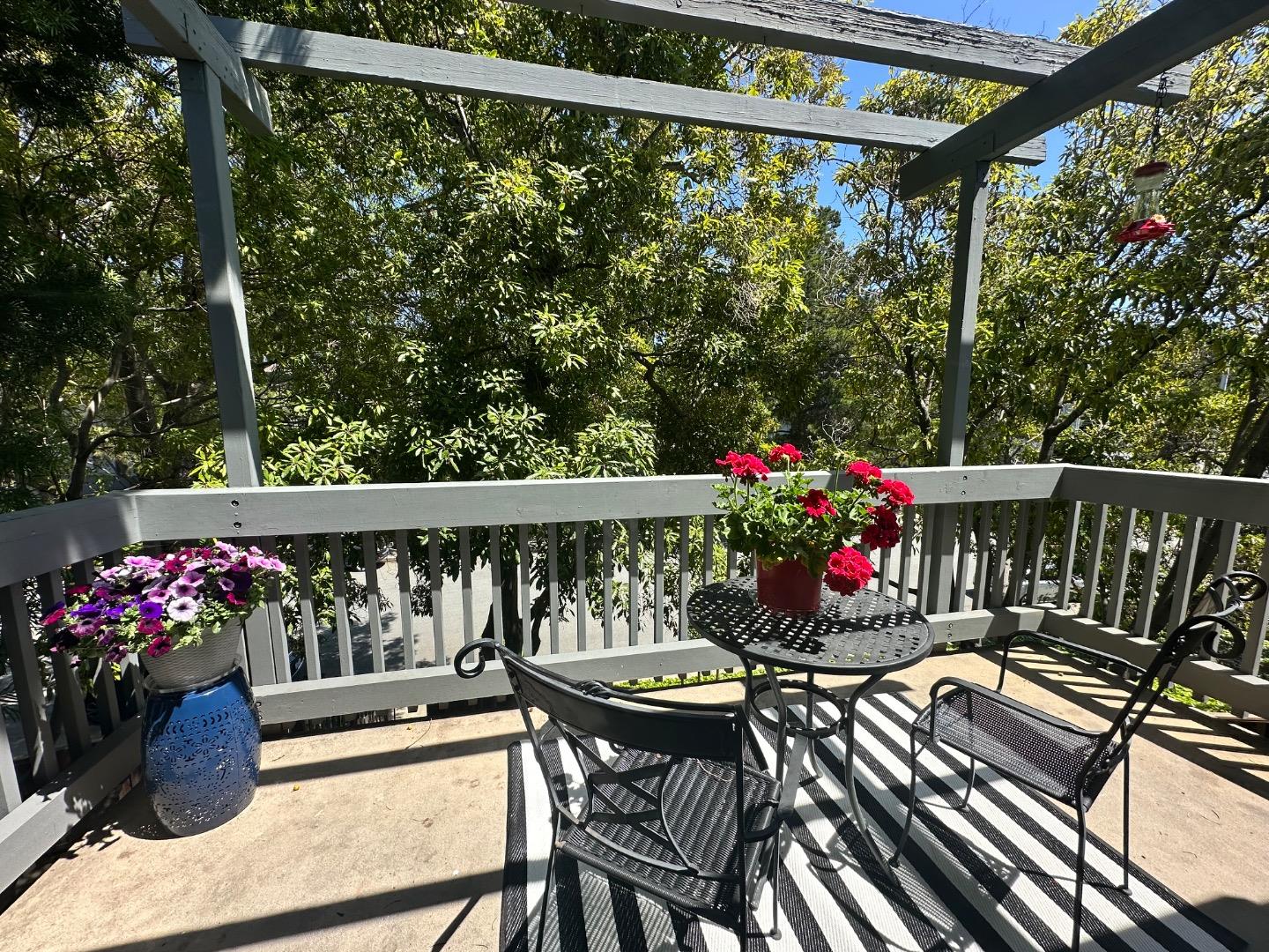 Detail Gallery Image 4 of 23 For 4131 George Avenue #4,  San Mateo,  CA 94403 - 2 Beds | 1 Baths