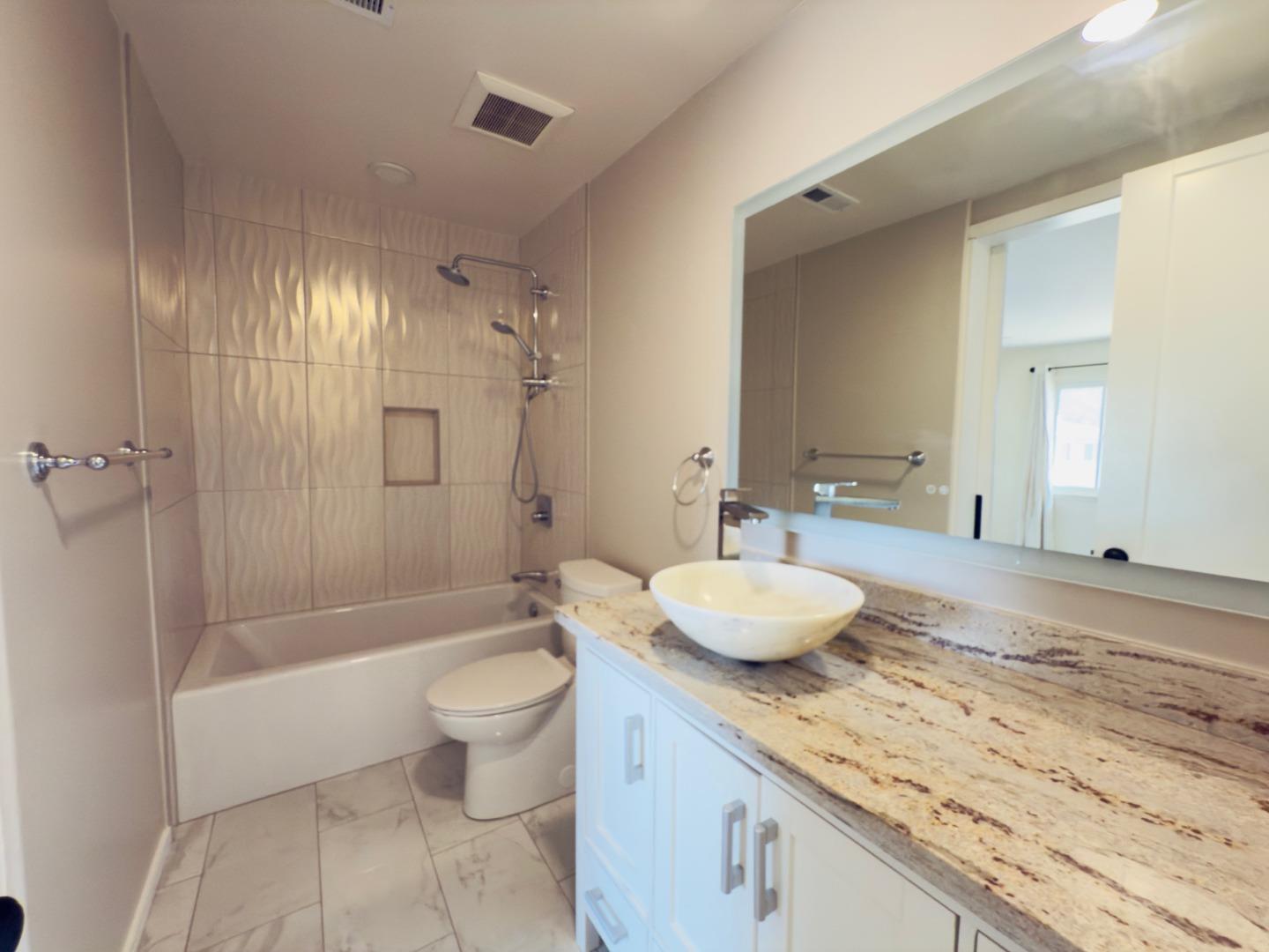 Detail Gallery Image 17 of 20 For 631 Foster Ct #3,  Hayward,  CA 94544 - 3 Beds | 1/1 Baths