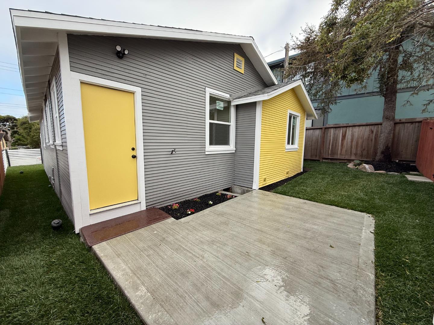 Detail Gallery Image 24 of 39 For 684 David Ave, Monterey,  CA 93940 - 4 Beds | 2 Baths