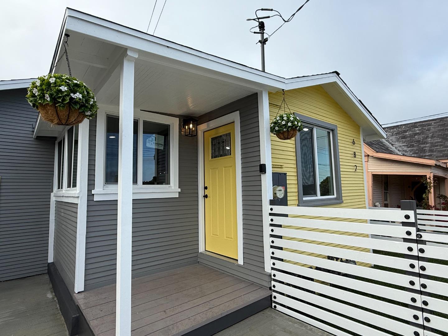Detail Gallery Image 3 of 39 For 684 David Ave, Monterey,  CA 93940 - 4 Beds | 2 Baths