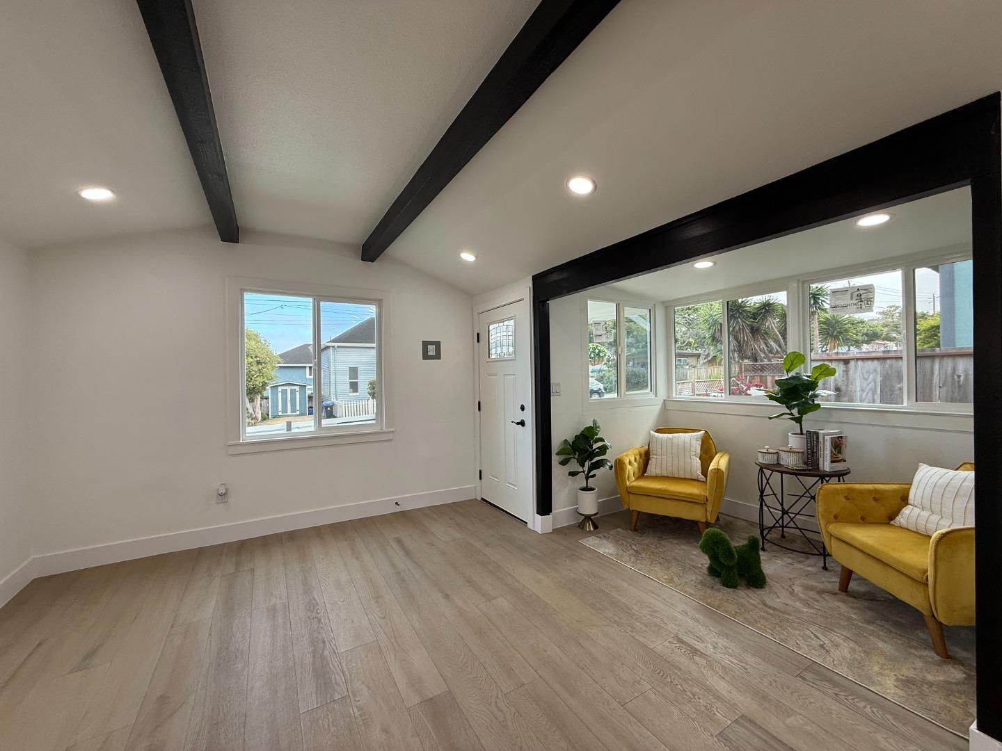 Detail Gallery Image 7 of 39 For 684 David Ave, Monterey,  CA 93940 - 4 Beds | 2 Baths