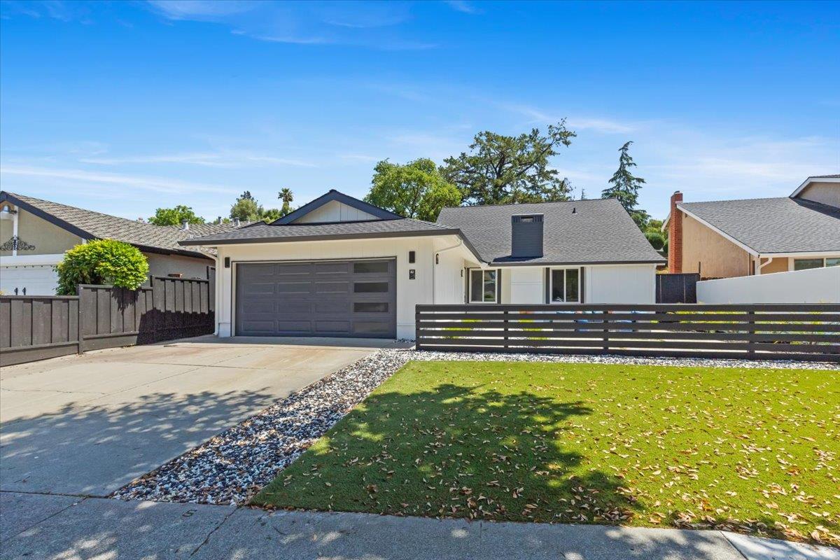 Detail Gallery Image 3 of 56 For 6286 Lean Ave, San Jose,  CA 95123 - 4 Beds | 2 Baths