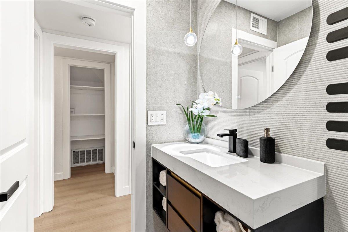 Detail Gallery Image 35 of 56 For 6286 Lean Ave, San Jose,  CA 95123 - 4 Beds | 2 Baths