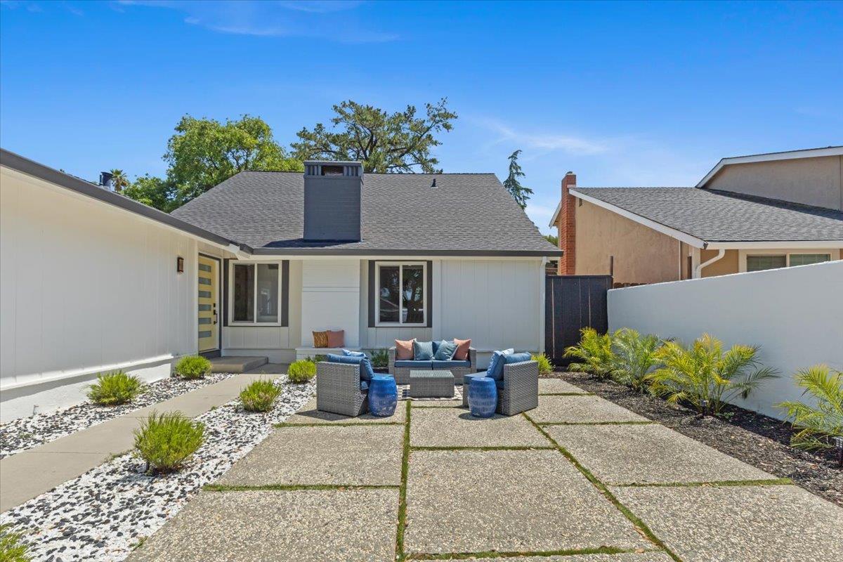 Detail Gallery Image 7 of 56 For 6286 Lean Ave, San Jose,  CA 95123 - 4 Beds | 2 Baths