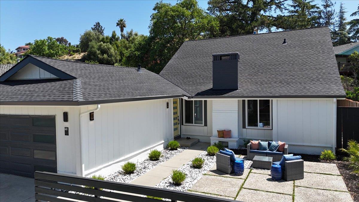 Detail Gallery Image 8 of 56 For 6286 Lean Ave, San Jose,  CA 95123 - 4 Beds | 2 Baths