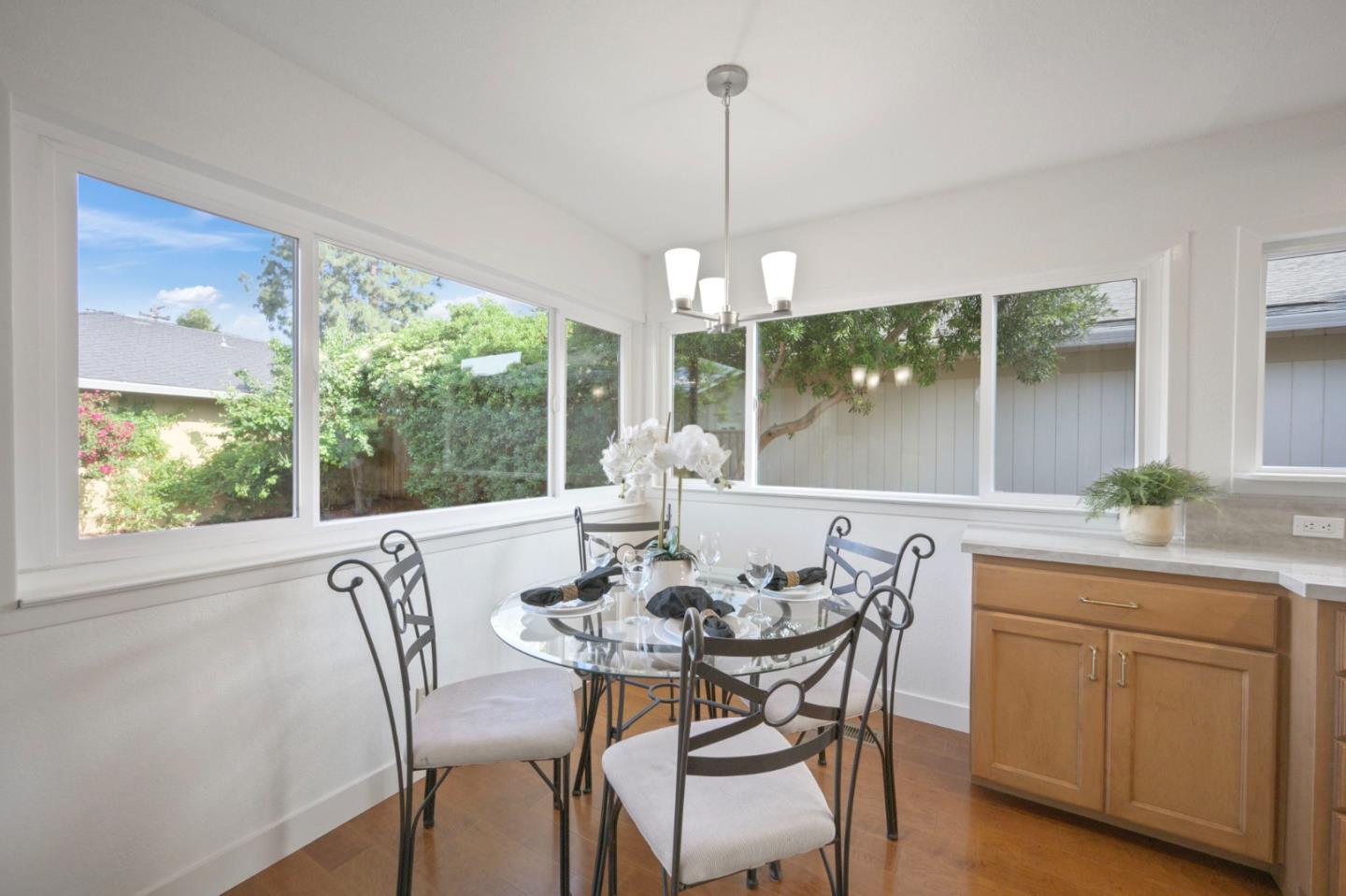 Detail Gallery Image 11 of 36 For 221 Drakes Bay Ave, Los Gatos,  CA 95032 - 3 Beds | 2 Baths