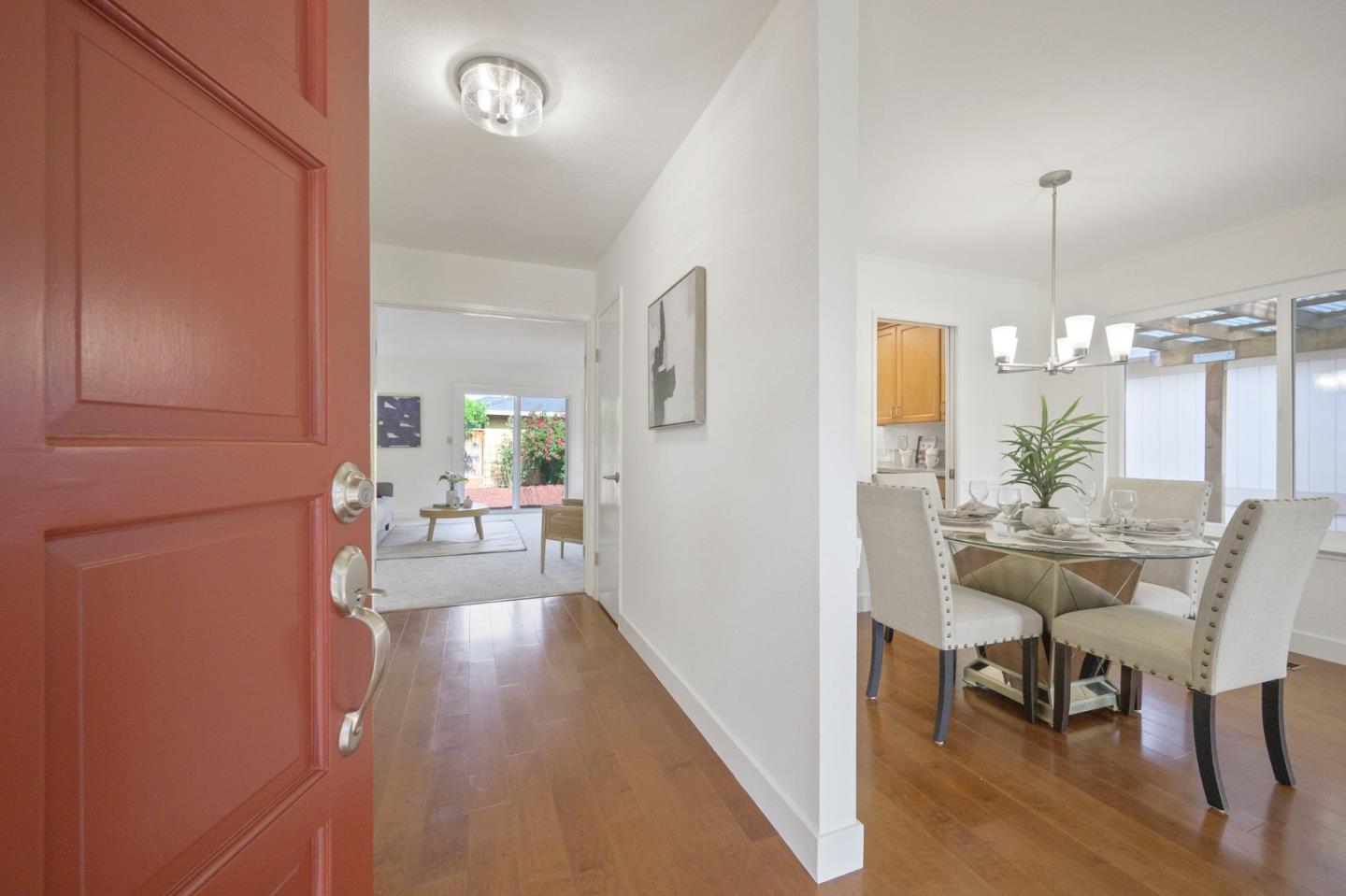 Detail Gallery Image 3 of 36 For 221 Drakes Bay Ave, Los Gatos,  CA 95032 - 3 Beds | 2 Baths