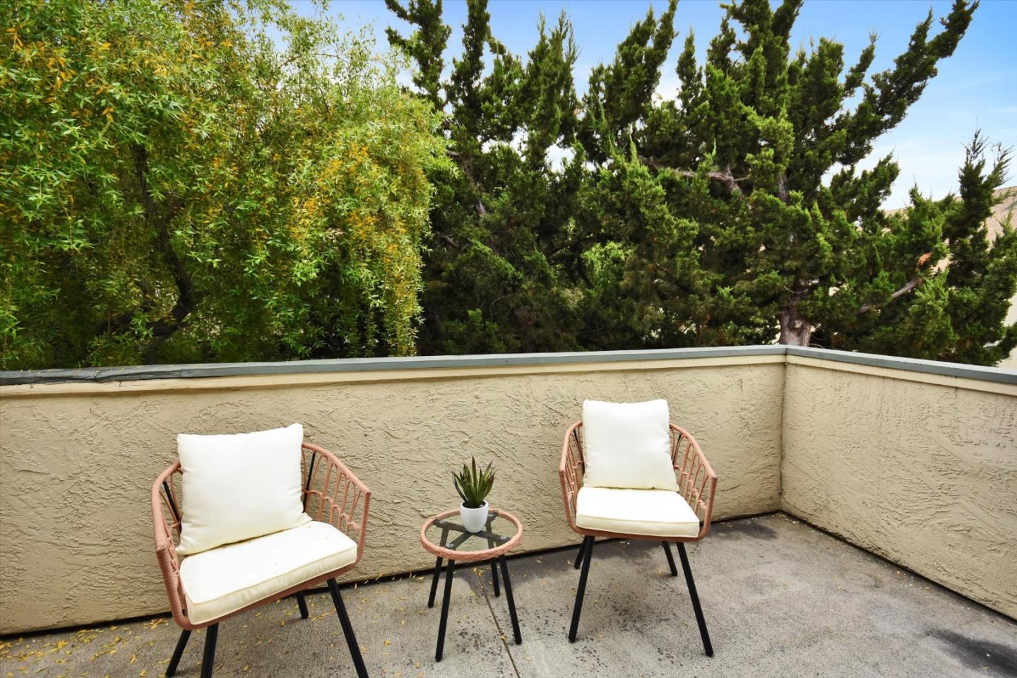 Detail Gallery Image 13 of 37 For 1086 Summerplace Dr, San Jose,  CA 95122 - 2 Beds | 2 Baths
