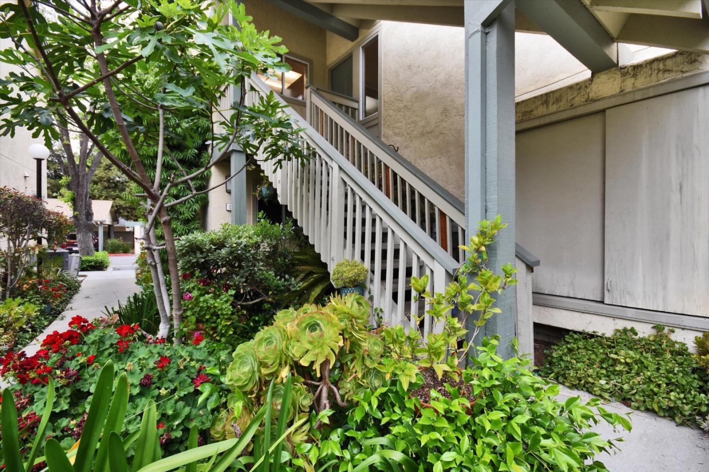 Detail Gallery Image 30 of 37 For 1086 Summerplace Dr, San Jose,  CA 95122 - 2 Beds | 2 Baths