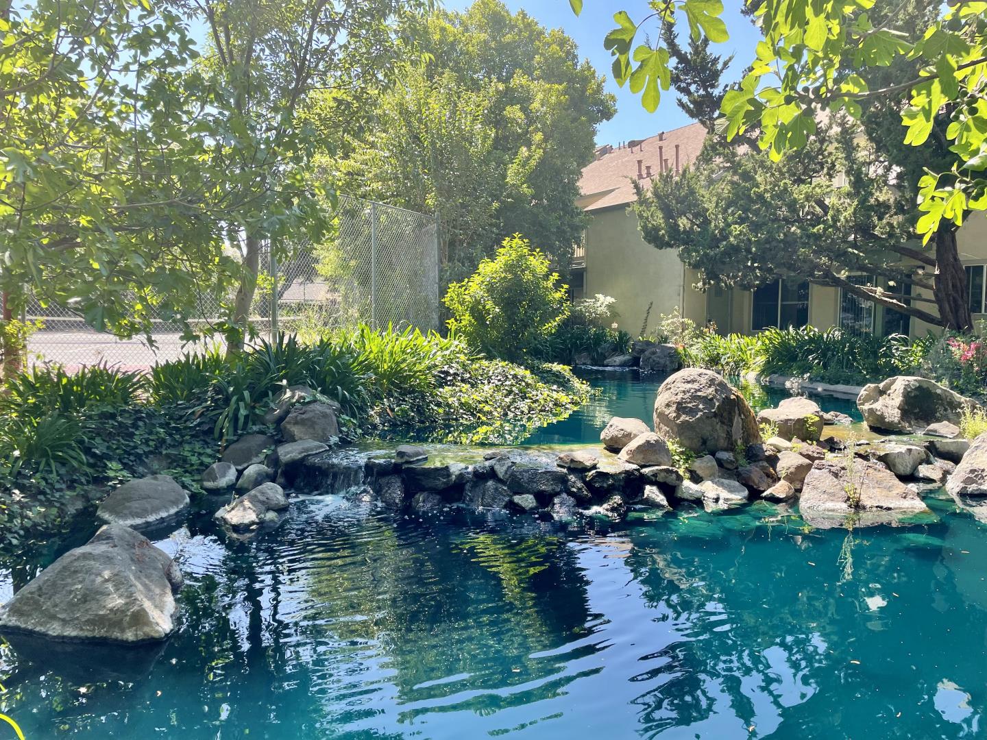 Detail Gallery Image 34 of 37 For 1086 Summerplace Dr, San Jose,  CA 95122 - 2 Beds | 2 Baths