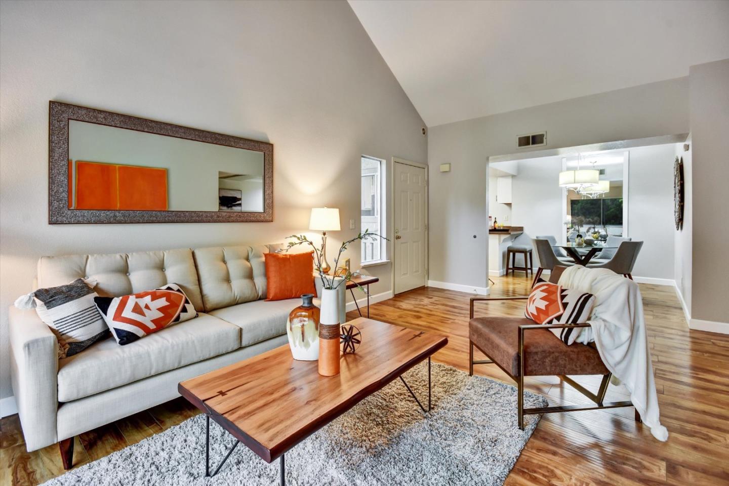 Detail Gallery Image 4 of 37 For 1086 Summerplace Dr, San Jose,  CA 95122 - 2 Beds | 2 Baths