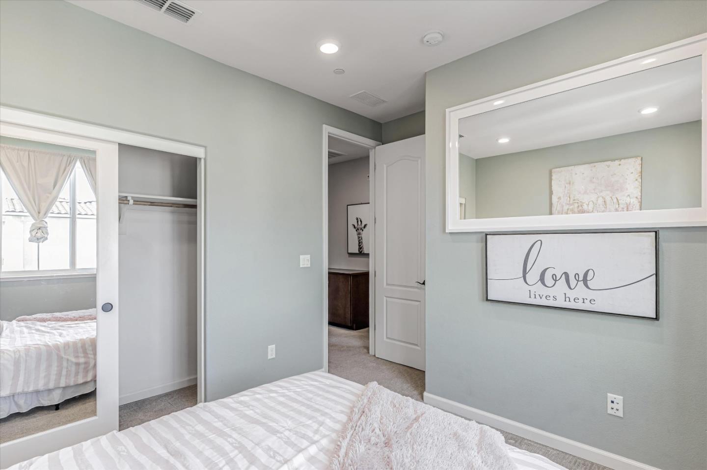 Detail Gallery Image 18 of 33 For 18018 Monterey St, Morgan Hill,  CA 95037 - 4 Beds | 3/1 Baths