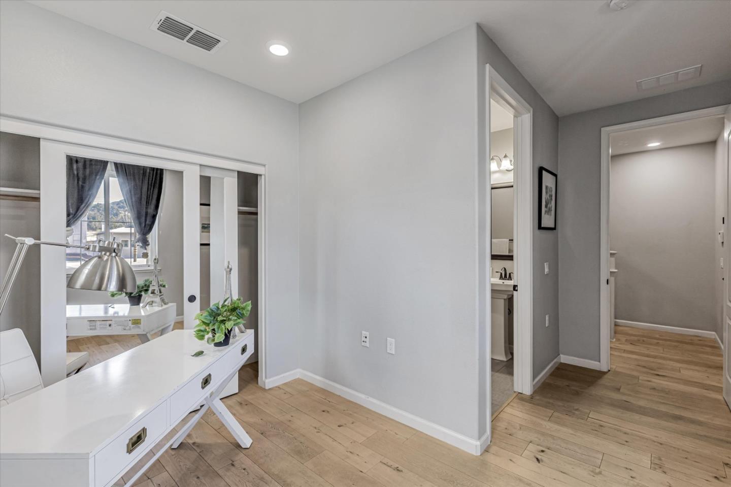 Detail Gallery Image 20 of 33 For 18018 Monterey St, Morgan Hill,  CA 95037 - 4 Beds | 3/1 Baths