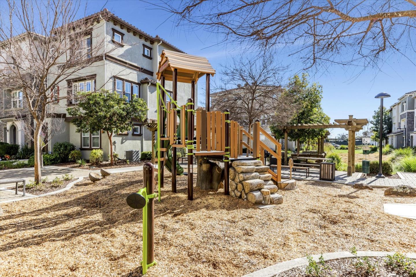 Detail Gallery Image 29 of 33 For 18018 Monterey St, Morgan Hill,  CA 95037 - 4 Beds | 3/1 Baths