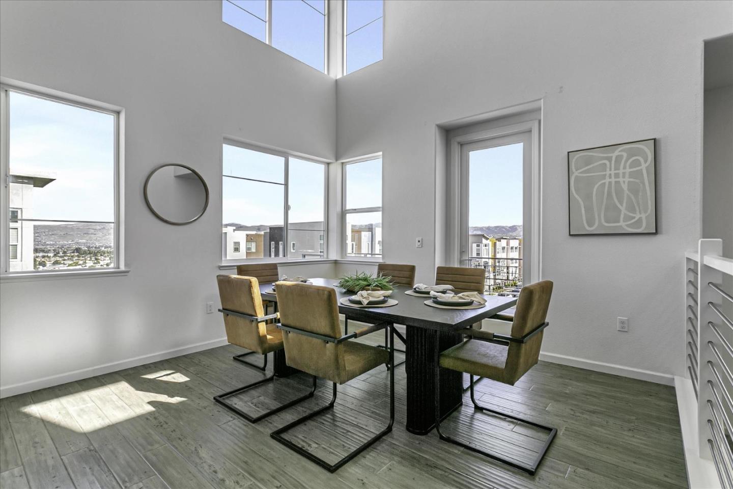 Detail Gallery Image 12 of 32 For 202 Agustin Narvaez St #2,  San Jose,  CA 95136 - 2 Beds | 2 Baths