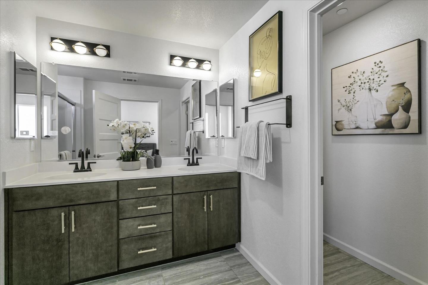 Detail Gallery Image 24 of 32 For 202 Agustin Narvaez St #2,  San Jose,  CA 95136 - 2 Beds | 2 Baths