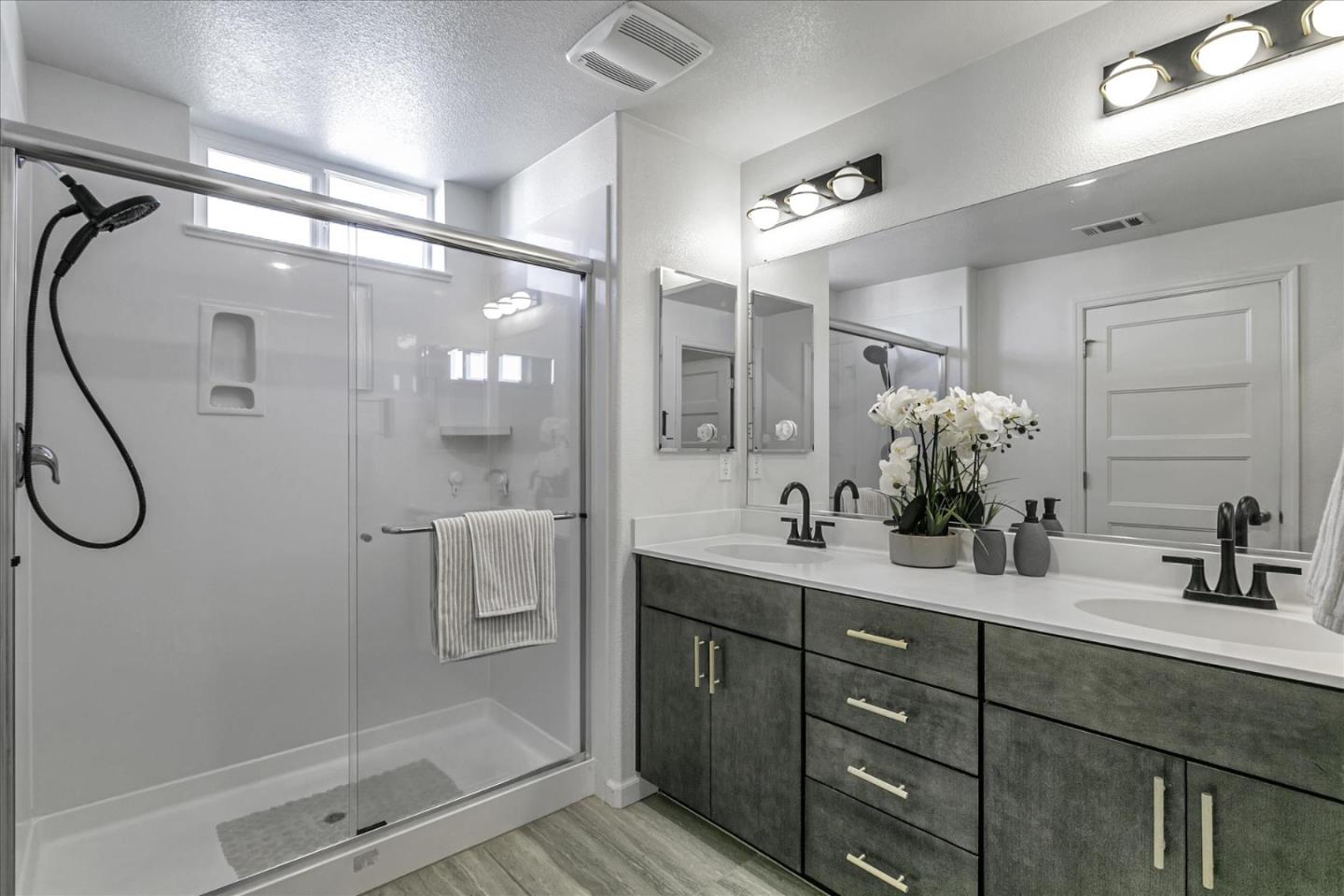 Detail Gallery Image 25 of 32 For 202 Agustin Narvaez St #2,  San Jose,  CA 95136 - 2 Beds | 2 Baths