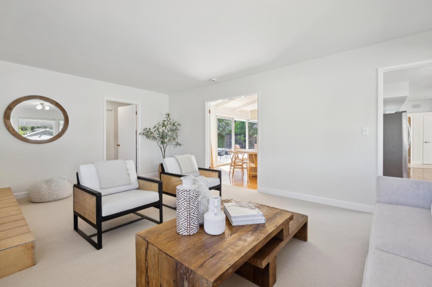 Detail Gallery Image 14 of 25 For 18836 Westview Dr, Saratoga,  CA 95070 - 4 Beds | 2/1 Baths