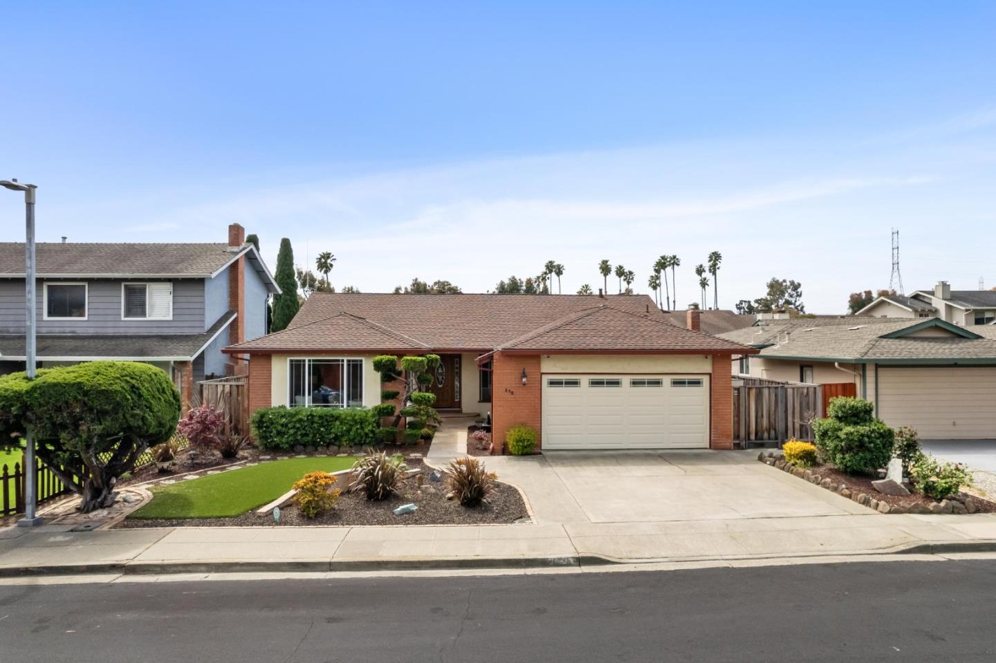 Detail Gallery Image 12 of 80 For 858 Chrysopolis Dr, Foster City,  CA 94404 - 3 Beds | 2 Baths