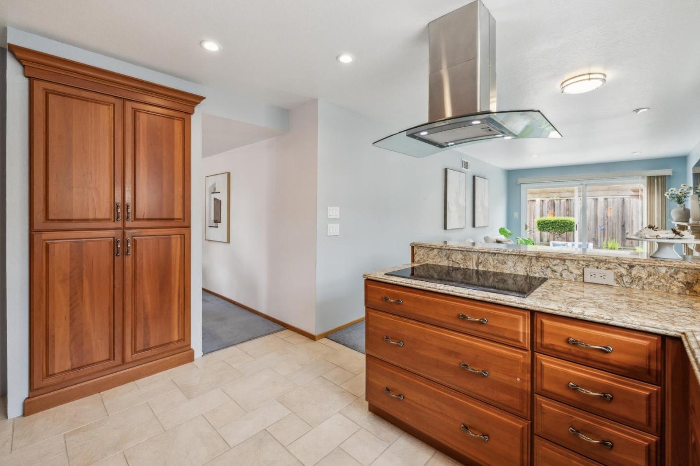 Detail Gallery Image 36 of 80 For 858 Chrysopolis Dr, Foster City,  CA 94404 - 3 Beds | 2 Baths