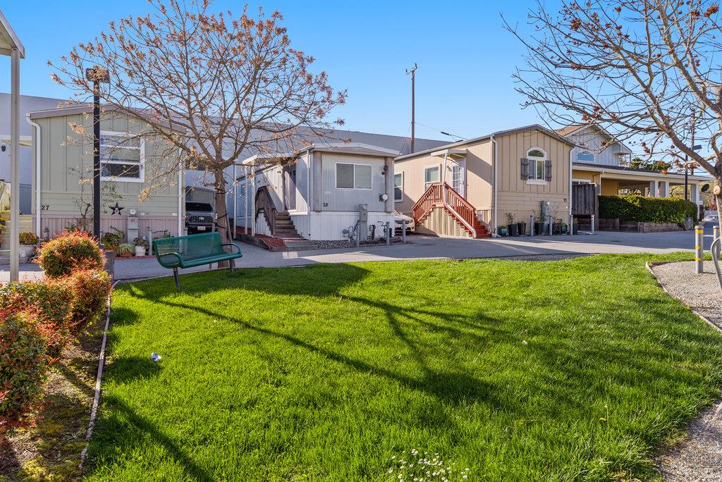 Detail Gallery Image 11 of 11 For 1730 Commercial #32,  Santa Cruz,  CA 95065 - 1 Beds | 1 Baths