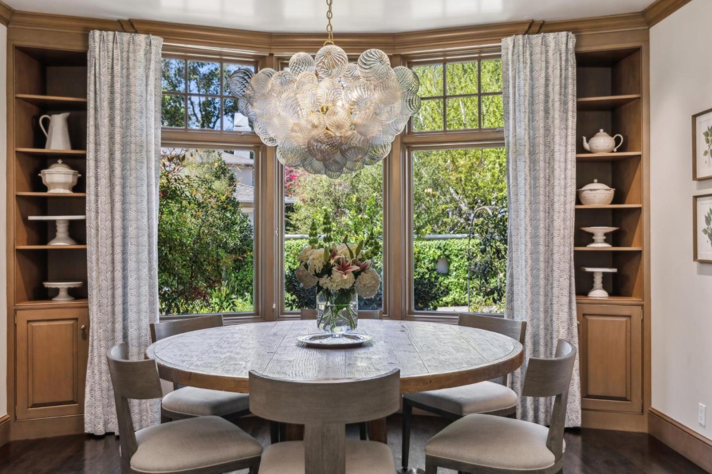 Detail Gallery Image 16 of 67 For 1585 Edgewood Dr, Palo Alto,  CA 94303 - 6 Beds | 6/1 Baths