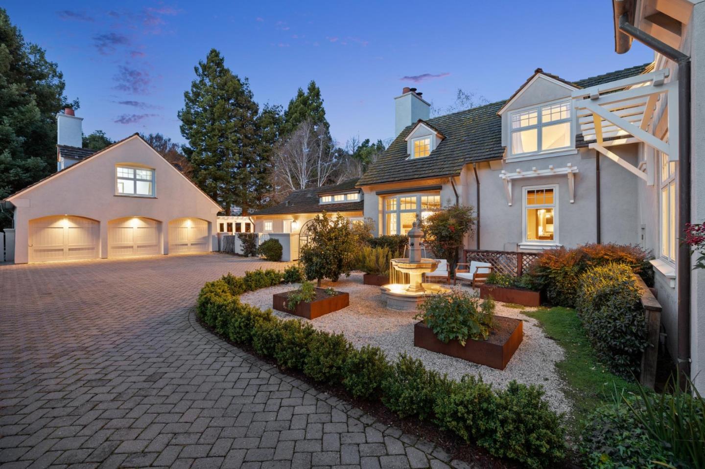 Detail Gallery Image 61 of 67 For 1585 Edgewood Dr, Palo Alto,  CA 94303 - 6 Beds | 6/1 Baths
