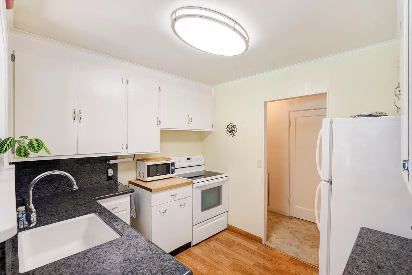 Detail Gallery Image 17 of 40 For 17780 Elm Rd, Morgan Hill,  CA 95037 - 2 Beds | 1 Baths