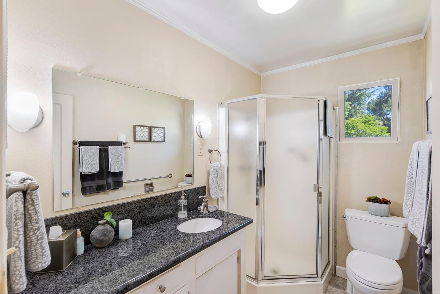 Detail Gallery Image 20 of 40 For 17780 Elm Rd, Morgan Hill,  CA 95037 - 2 Beds | 1 Baths