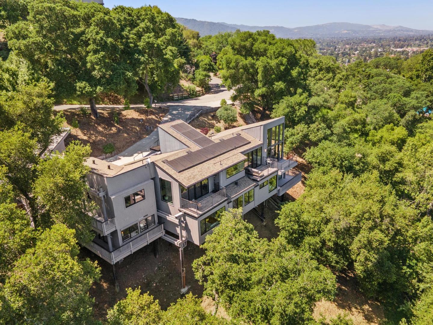 Detail Gallery Image 64 of 75 For 205 Wooded View Dr, Los Gatos,  CA 95032 - 5 Beds | 5/1 Baths