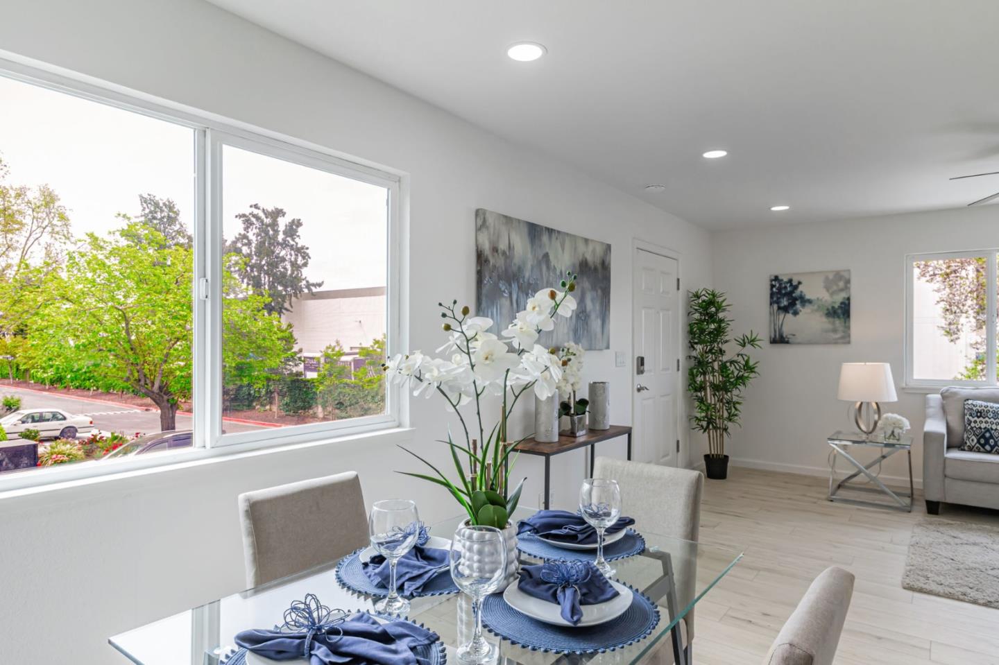 Detail Gallery Image 12 of 30 For 295 Rio Verde Pl #4,  Milpitas,  CA 95035 - 3 Beds | 1 Baths