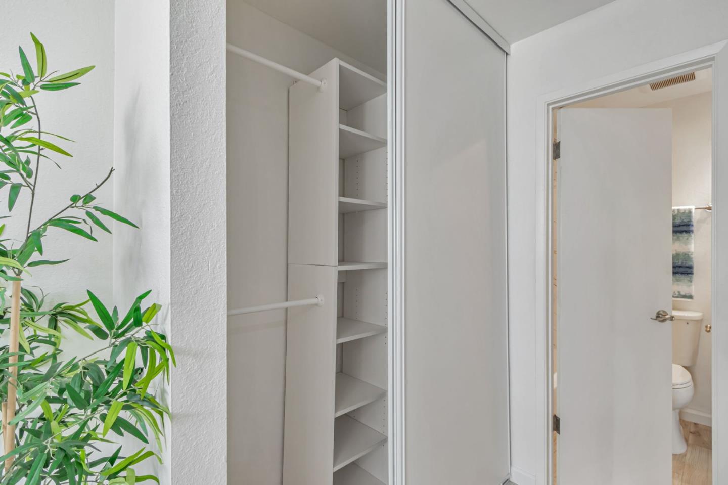 Detail Gallery Image 16 of 30 For 295 Rio Verde Pl #4,  Milpitas,  CA 95035 - 3 Beds | 1 Baths
