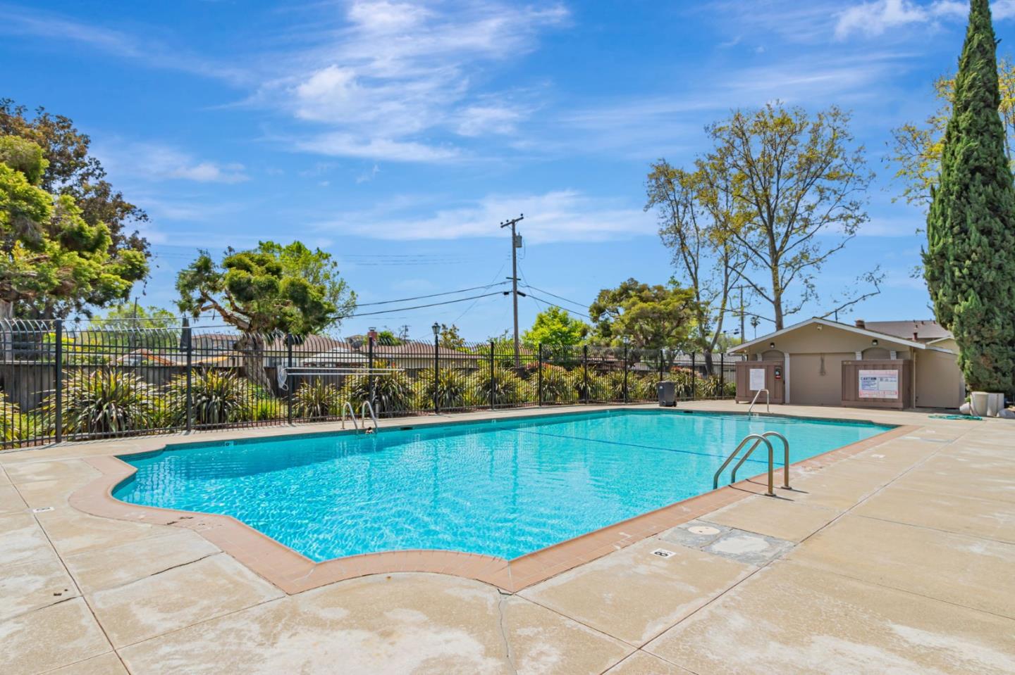 Detail Gallery Image 29 of 30 For 295 Rio Verde Pl #4,  Milpitas,  CA 95035 - 3 Beds | 1 Baths