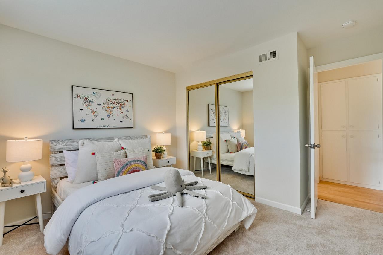 Detail Gallery Image 30 of 51 For 592 Torland Ct, Sunnyvale,  CA 94087 - 5 Beds | 3/1 Baths