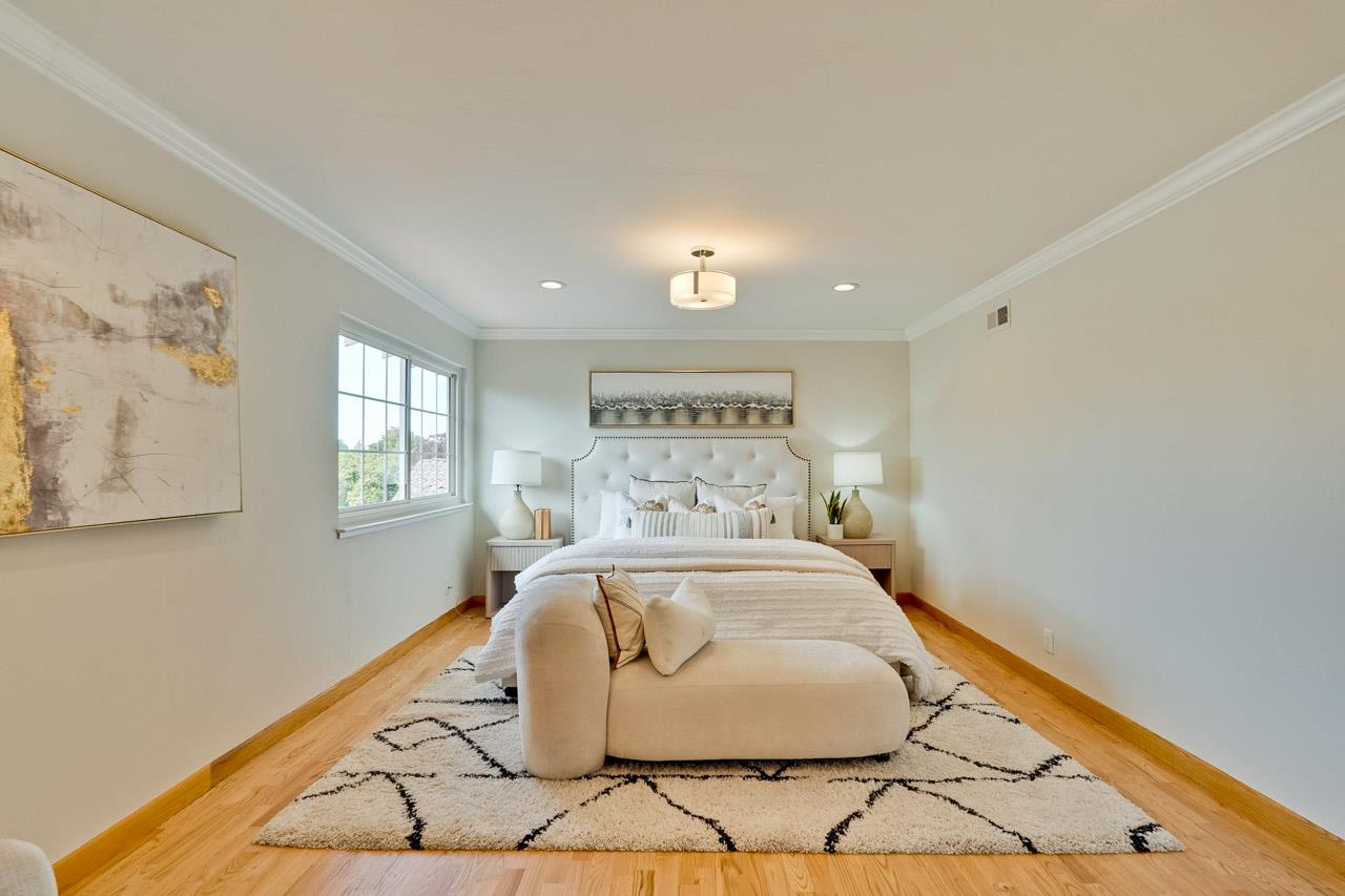 Detail Gallery Image 34 of 51 For 592 Torland Ct, Sunnyvale,  CA 94087 - 5 Beds | 3/1 Baths