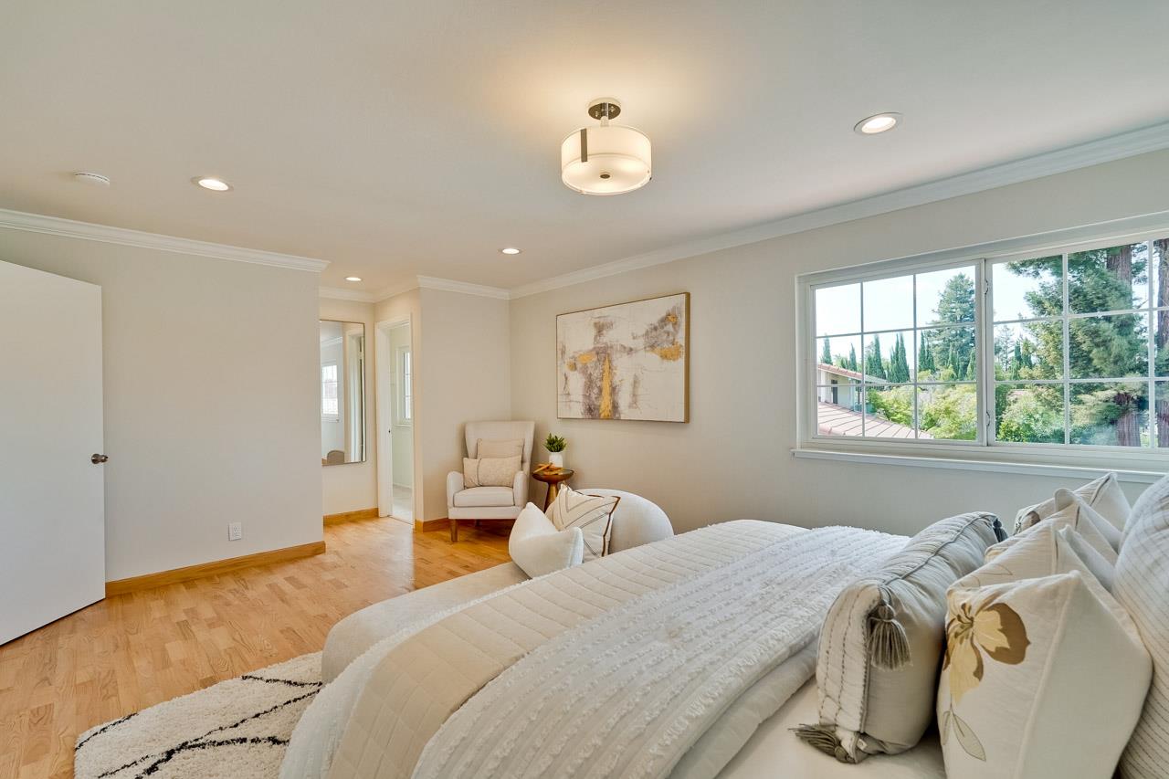 Detail Gallery Image 35 of 51 For 592 Torland Ct, Sunnyvale,  CA 94087 - 5 Beds | 3/1 Baths