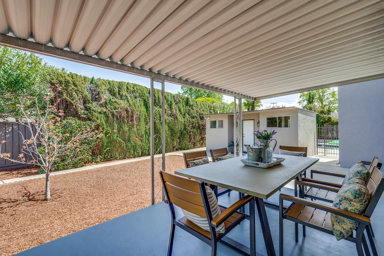 Detail Gallery Image 45 of 51 For 592 Torland Ct, Sunnyvale,  CA 94087 - 5 Beds | 3/1 Baths