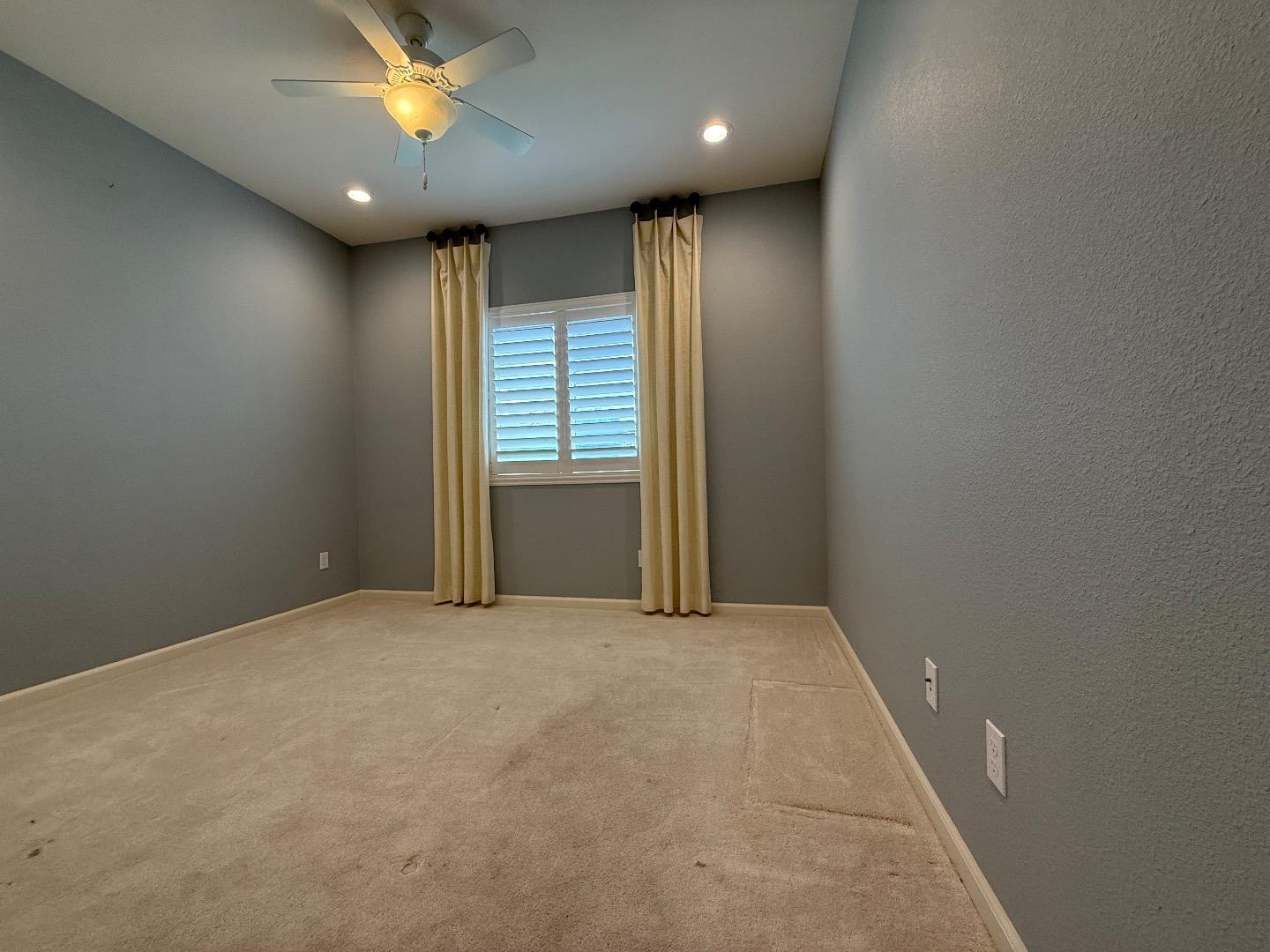 Detail Gallery Image 12 of 15 For 830 Auction St, Los Banos,  CA 93635 - 3 Beds | 2 Baths
