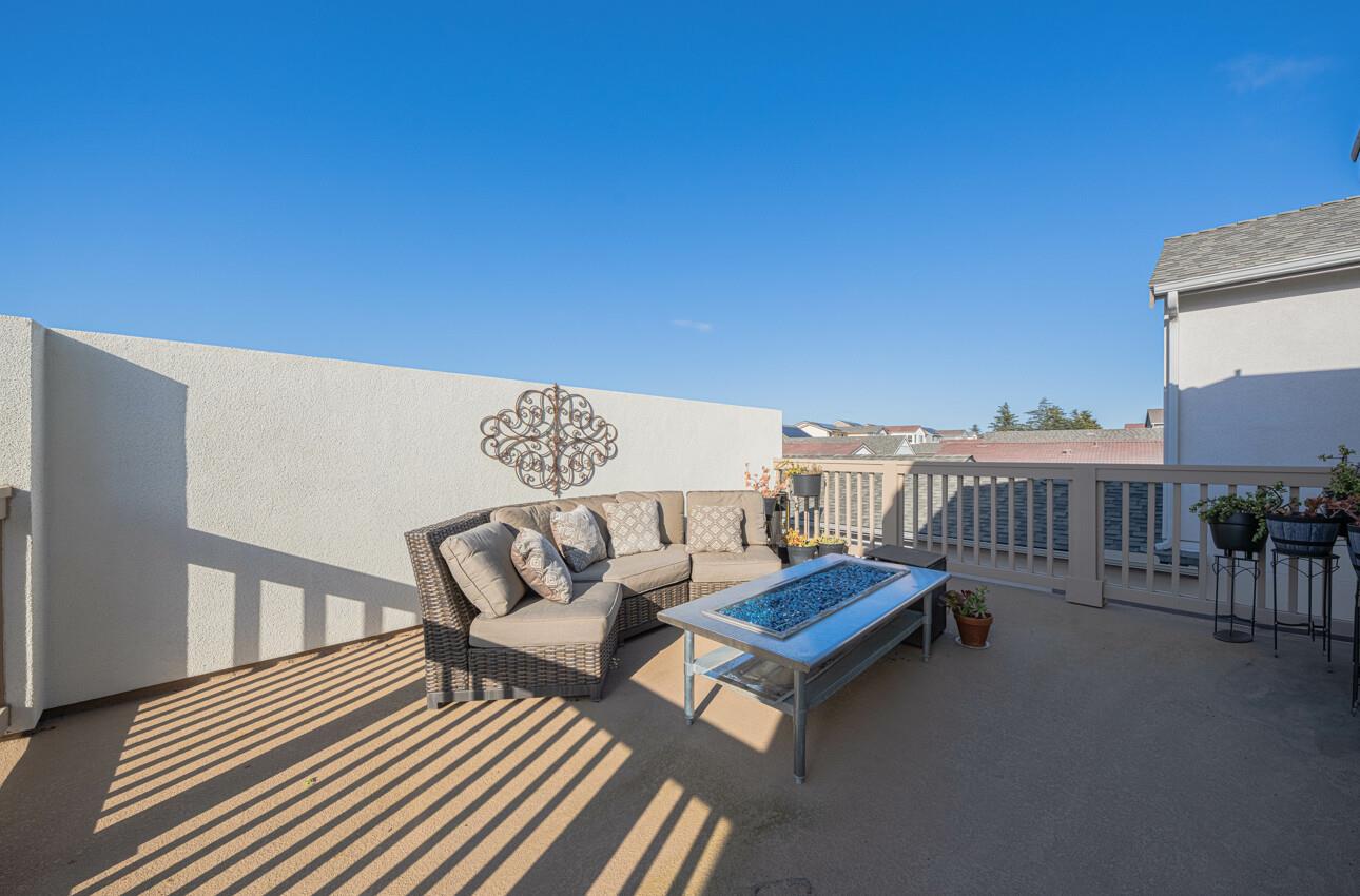 Detail Gallery Image 30 of 44 For 477 Marina Heights Dr, Marina,  CA 93933 - 4 Beds | 2/1 Baths