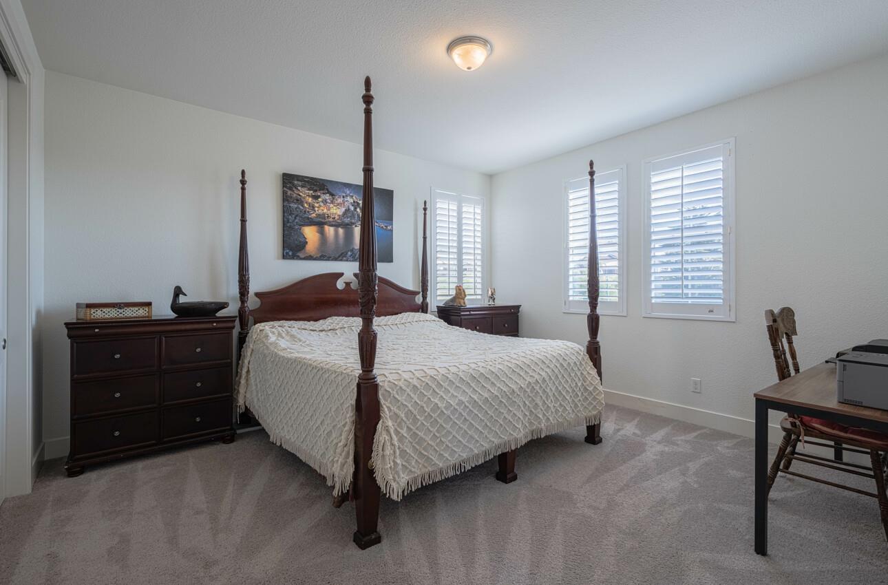 Detail Gallery Image 33 of 44 For 477 Marina Heights Dr, Marina,  CA 93933 - 4 Beds | 2/1 Baths
